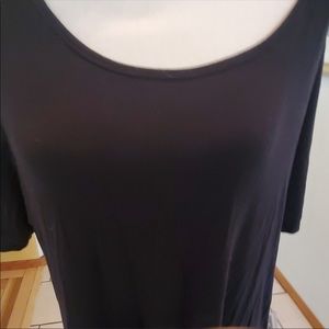 Lularoe black stretch short sleeve top